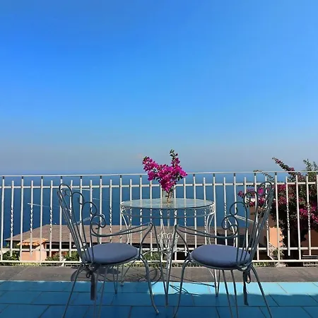Iaquinto Villa Praiano