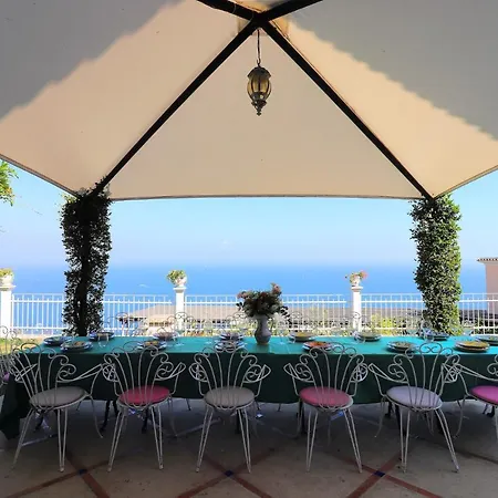 Iaquinto Villa Praiano